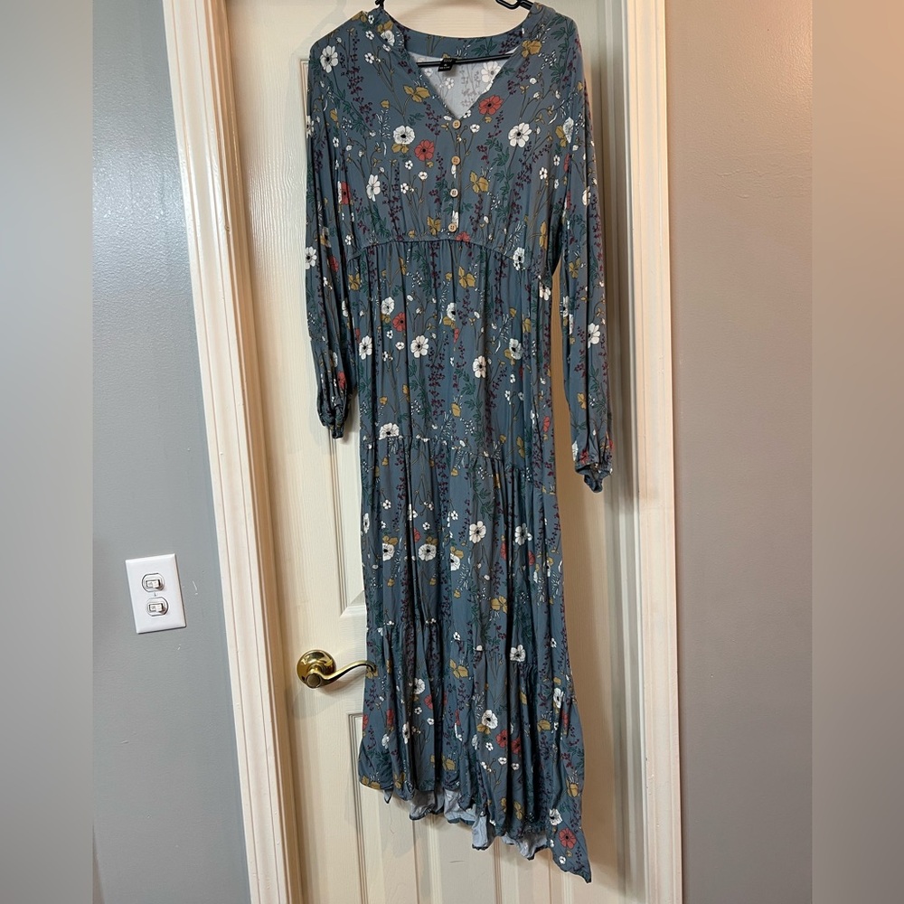Emery Rose dress